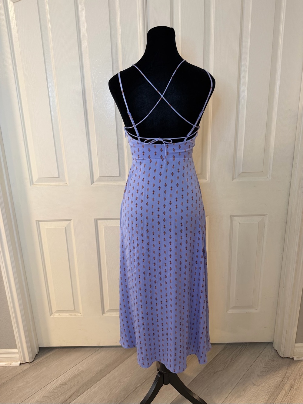 Free People Midi Slip Dress Lavender Print Tie Strap Sz 0 Party Sexy Boho Spring - Picture 3 of 16